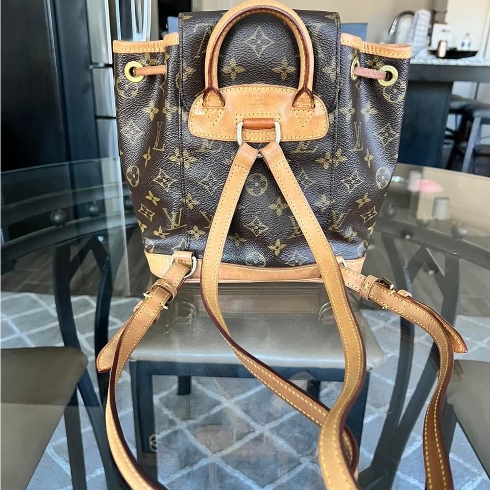 Mini Lv Backpack 100% Authentic. Leather Canvas I… - image 2